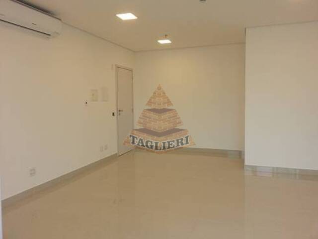Sala para Venda em São Paulo - 4