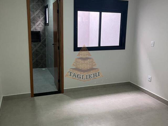 #8466 - Casa para Venda em São Paulo - SP - 2