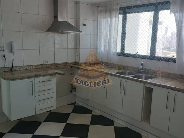 Venda em VILA REGENTE FEIJÓ - São Paulo