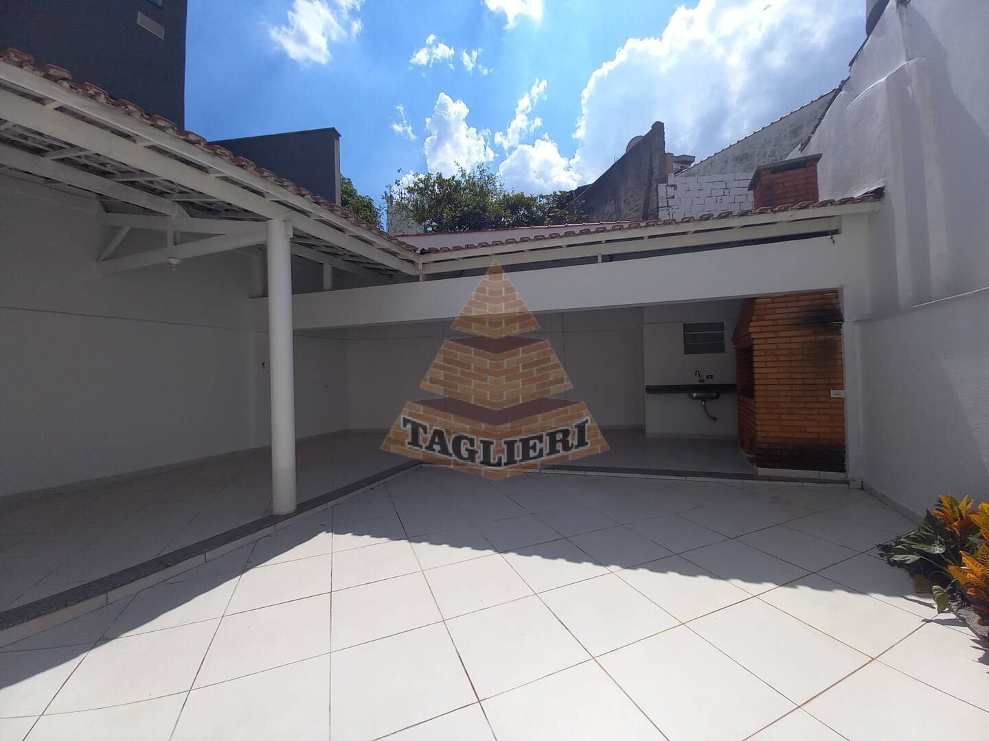 SOBRADO  COMERCIAL 8 SALAS;  5 vagas - Vila Formosa 315m2