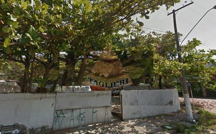 Terreno em frente a praia - Guarujá