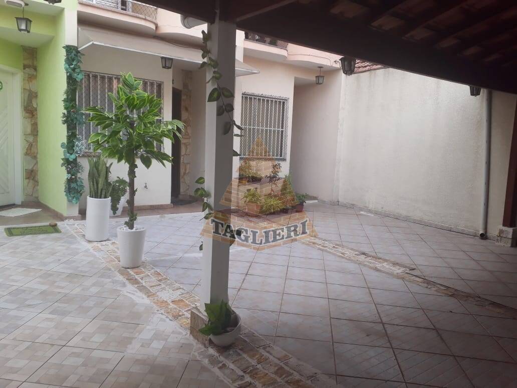 Casa/sobrado em condominio 2 vagas METRO GUILHERMINA