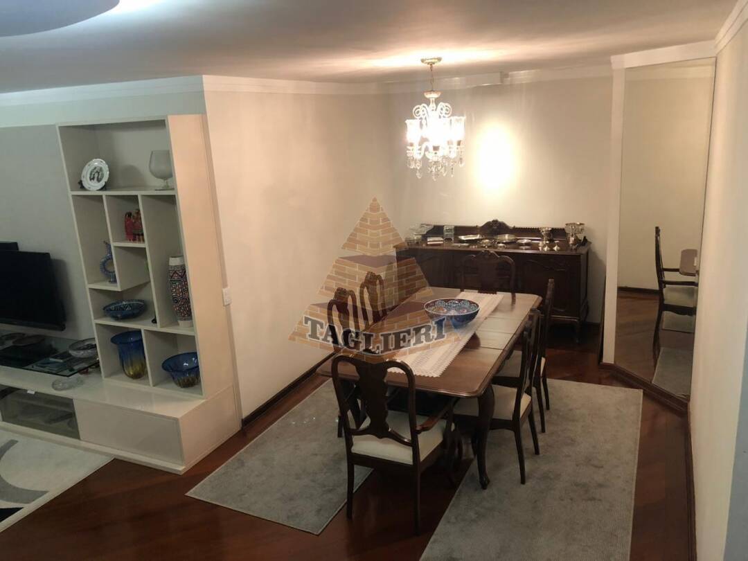 Apto reformado com 170 m2; dep+wc, depósito, 4 vagas livres. Vila Formosa