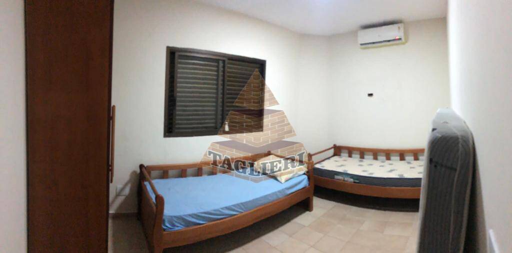 APTO. PRAIA ENSEADA GUARUJÁ C/3 DORMITÓRIOS 1 VAGA. A 50 MT DA PRAIA r$ 450