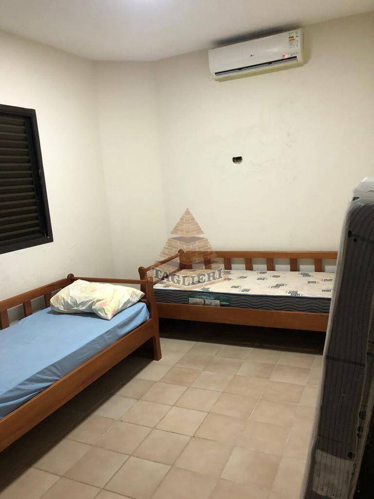 APTO. PRAIA ENSEADA GUARUJÁ C/3 DORMITÓRIOS 1 VAGA. A 50 MT DA PRAIA r$ 450