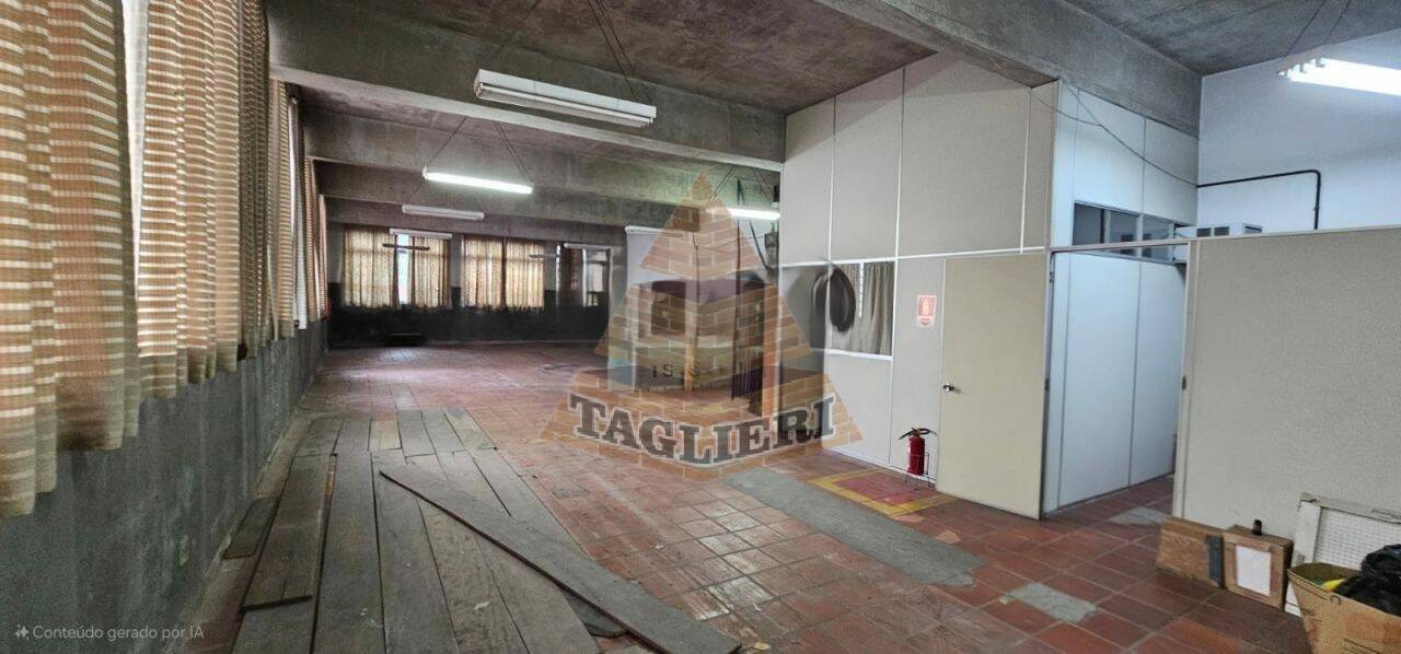 Prédio comercial. Elevador de carga, 06 vagas.750m2.Pé direito 8mt.Tatuapé